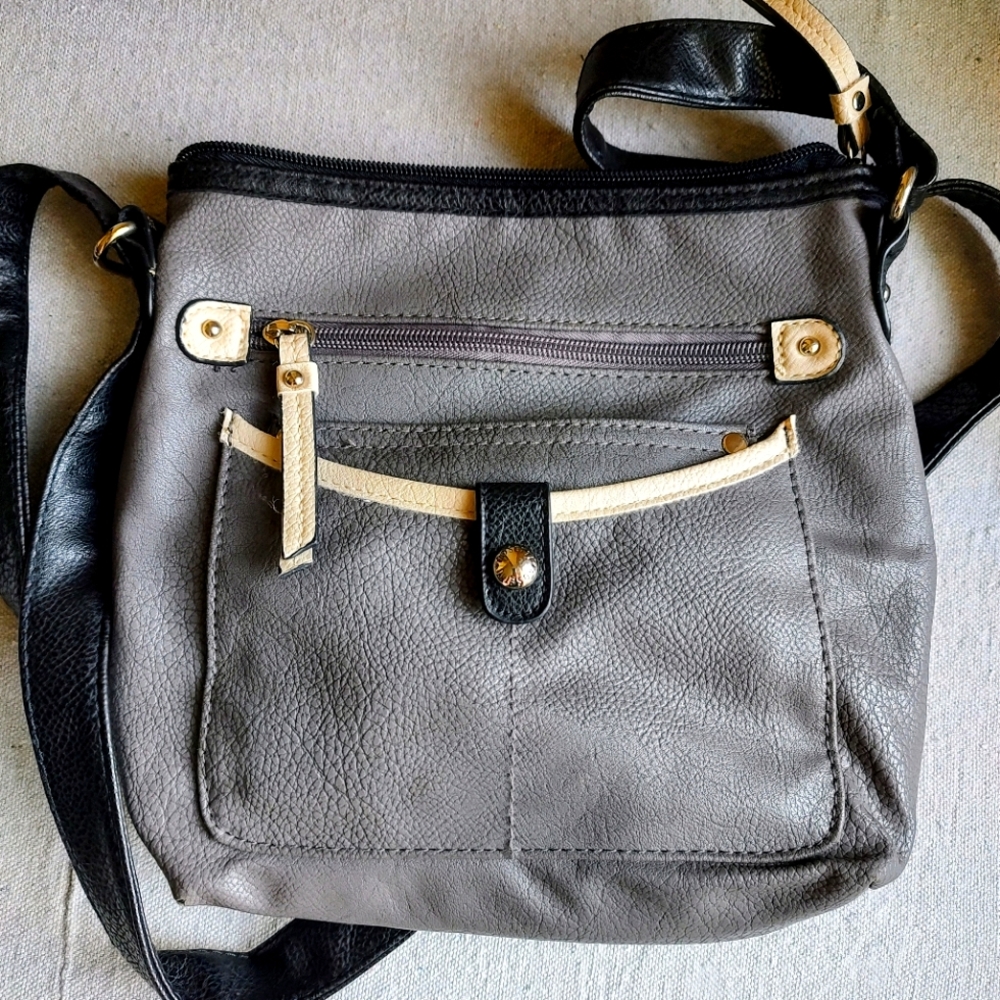 Rosetti Jeanie Crossbody Bag Gray Cream Black Adjustable Strap